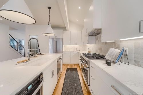 1241 Jackson St, Denver CO 80210-6616 exterior