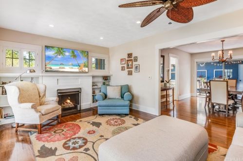 1604 Hickory Ave, Torrance CA 90503-7219 exterior