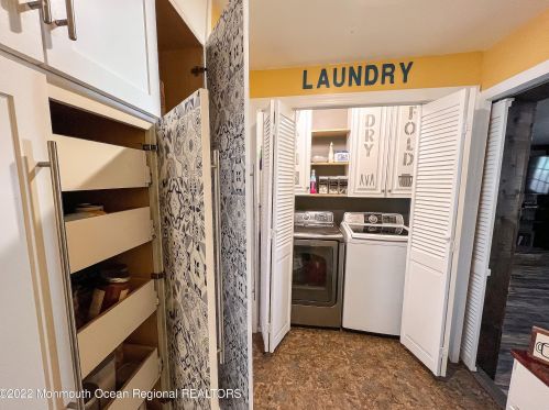 475 Toms River Rd, Jackson Twp NJ  08527-3722 exterior