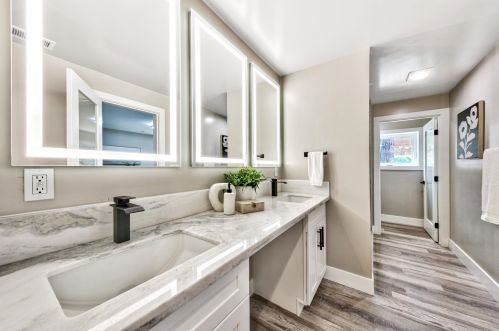 13405 Ski Slope Way, Truckee CA  exterior