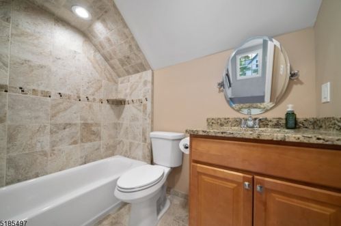 7 Birchwood Rd, Parsippany NJ  07834-1201 exterior