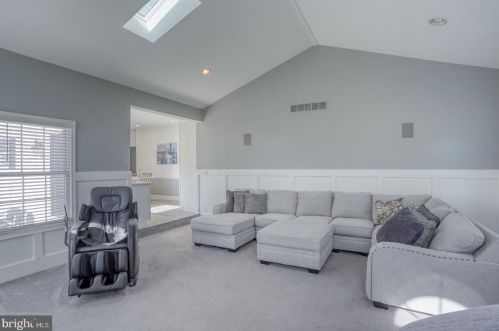 411 Mannering Dr, Dover DE  19901-5409 exterior