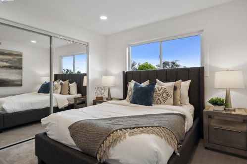 275 Clearpark Cir, San Jose CA exterior