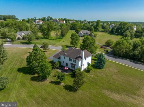 17 Neshanic Dr, East Amwell Township, NJ 08551-1845