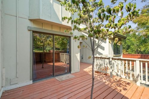 12 Alameda Park Cir, Chico CA  95928-4174 exterior