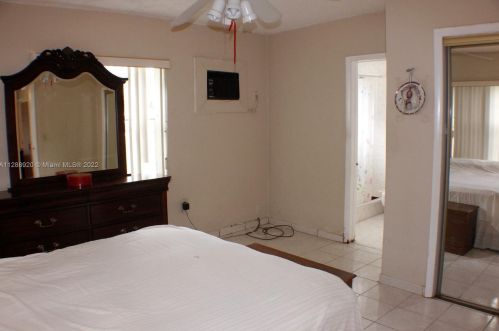 890 35th St, Hialeah FL  33013-3121 exterior