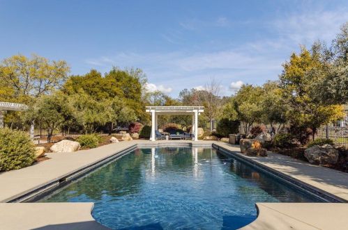 4199 Laird Rd, Loomis CA  95650-8906 exterior