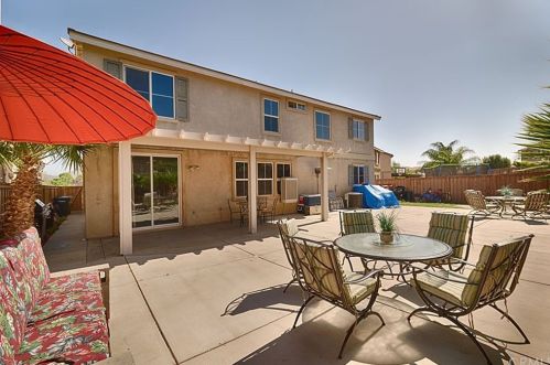 19515 Palomar St, Lake Elsinore CA  92530-6393 exterior