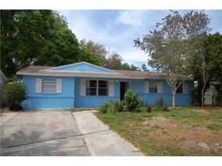 2336 Stratford Dr, Sarasota, FL 34232-4141