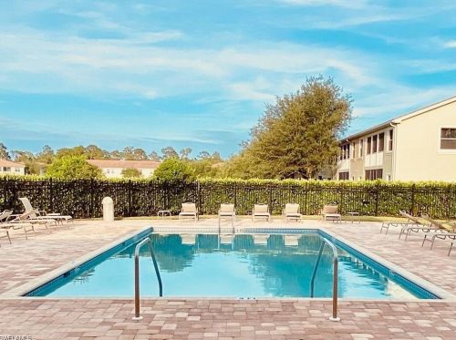1465 Mariposa Cir, Naples FL  17202-7255 exterior