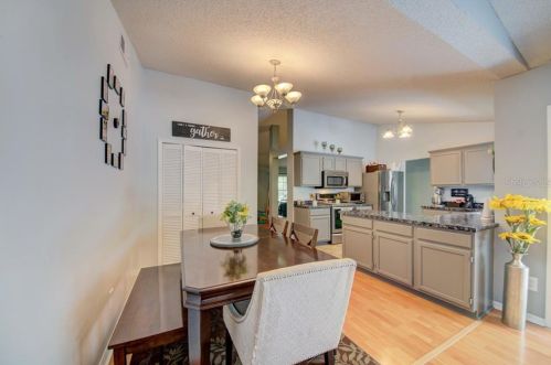 3424 Fox Holw Dr, Orlando FL 32829-8781 exterior