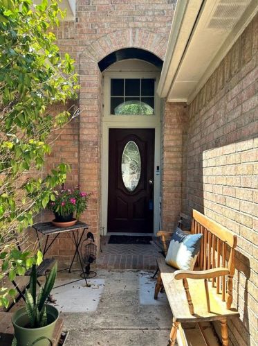 234 Paddington Dr, Uhland, TX 78640-5509