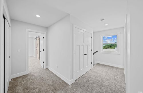 1108 Beacon Dr, Mishawaka IN  46544-6288 exterior