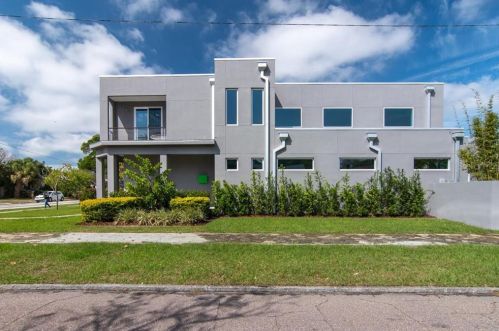 2301 Dartmouth Ave, Saint Petersburg, FL 33713-7927