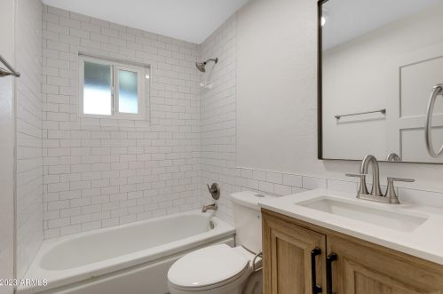 6844 8th Ave, Phoenix AZ  85013-1004 exterior