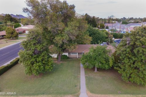 7333 16th Ave, Phoenix, AZ 85021-7923