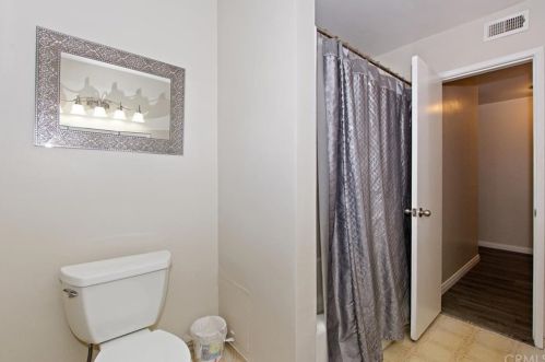 9342 Los Angeles St, Bellflower CA  90706-4446 exterior