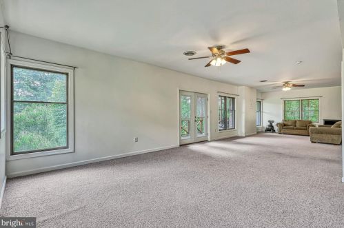 1015 Country Club Rd, Camp Hill PA  17011-1049 exterior