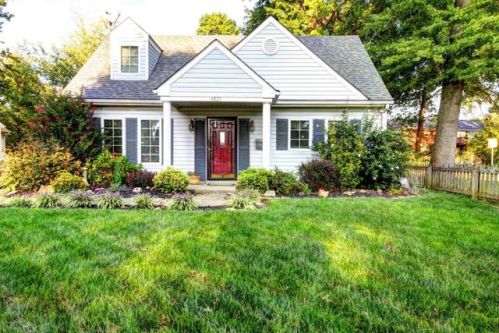 4821 Saint Leo Pl, Louisville, KY 40214-2179