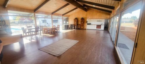858 Mary St, Santa Rosa, CA 95403-2016