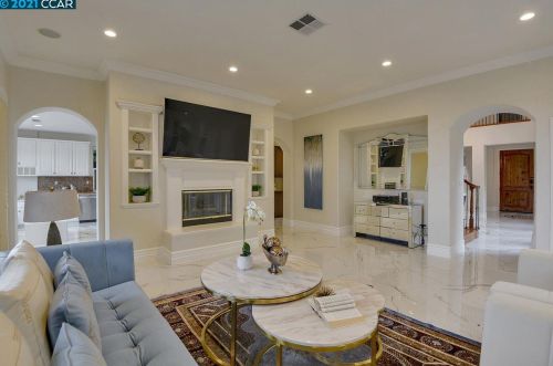 11030 Inspiration Cir, Pleasanton CA 94568-5530 exterior