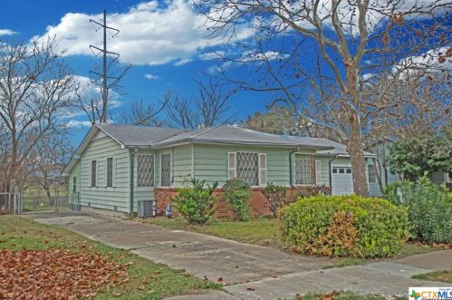1102 Gilmore St, Copperas Cove, TX 76522-3646