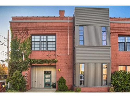 1701 Wharton St, Pittsburgh, PA 15203-1735