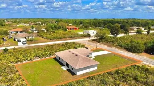 3512 25th St, Lehigh Acres, FL
