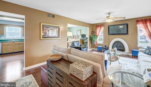 35 Madison Ave, Berlin Boro NJ  08009-9459 exterior