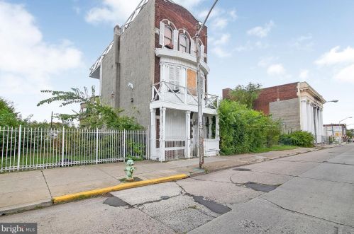 926 Broadway, Camden, NJ 08103-2110