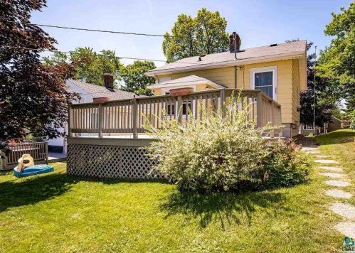 844 Charles Ave, Duluth MN  55807-1415 exterior