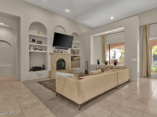 9390 Monument Dr, Scottsdale AZ 85262-4744 exterior