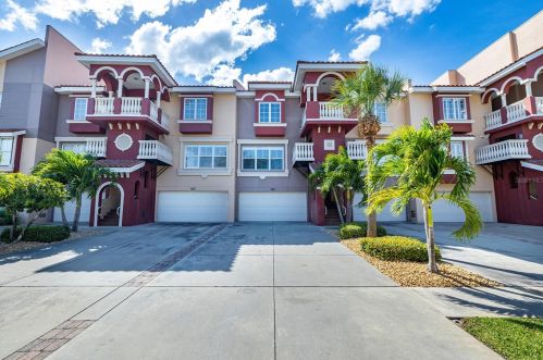 118 131st Ave, Saint Petersburg, FL 33708-2634