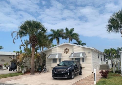 1150 Silver Lakes Blvd, Naples, FL 34114-9340