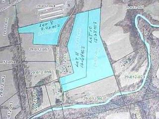 420 Bunker Hill Rd, Powells Vly, PA 17032-9401