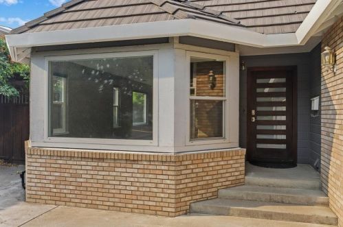 321 La Loma Ave, Modesto CA  95354-1329 exterior