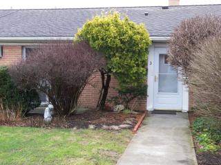 2473 Warren Pkwy, Twinsburg, OH 44087-1366