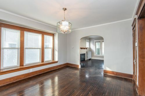 411 Bethesda Ct, Waukesha WI  53186-4522 exterior