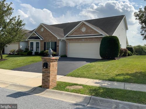 417 Baumgardner Dr, Harrisburg, PA 17112-8952