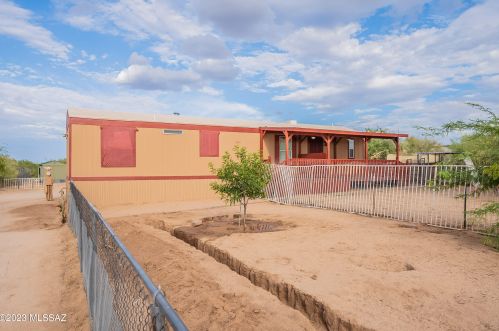 12225 Cherokee Ln, Tucson, AZ 85736-1319