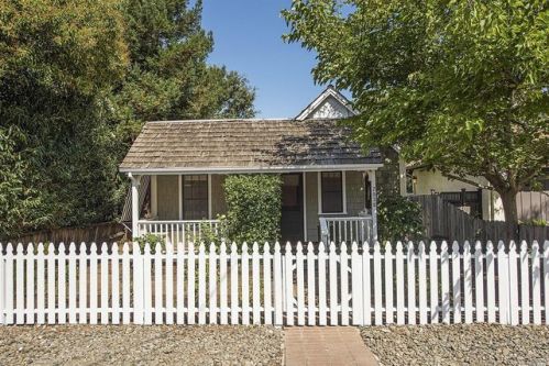 2030 Monroe St, Yountville, CA 94599-1246