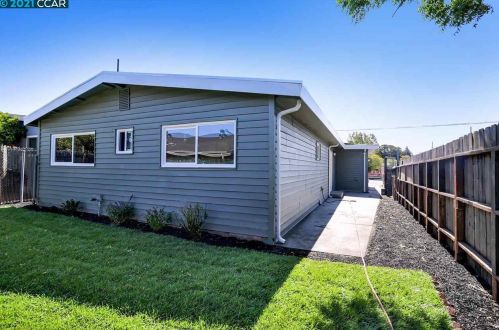3065 13th St, Richmond CA  94806-2255 exterior