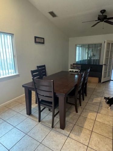 8666 Irish Moss Ct, Elk Grove CA  95624-4020 exterior