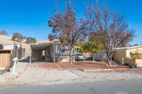 2861 Mammoth Ln, Lake Nacimiento, CA 93446-4101