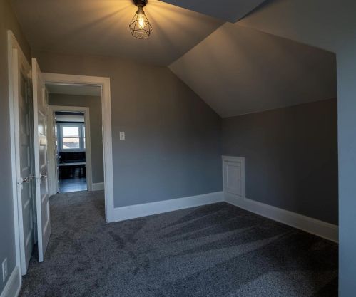 2726 Beverly Rd, Milwaukee WI  53211-2438 exterior