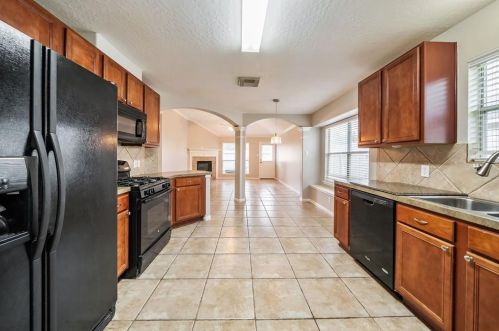 1030 Bahia Vis Dr, Richmond TX  77406-2850 exterior