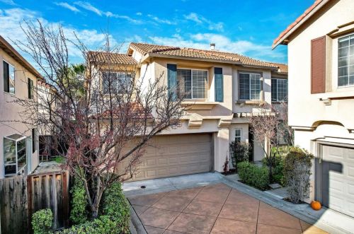 2219 Wigeon Ct, San Leandro, CA 94579-2755