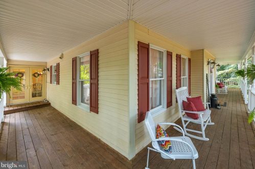 7748 Waterford Dr, Spotsylvania VA  22551-2200 exterior