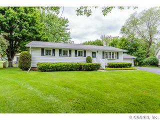 73 Westwood Dr, Brockport, NY 14420-1758