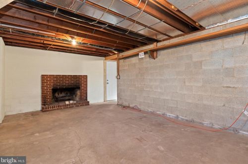 1749 Church Rd, Hummelstown PA  17036-9724 exterior